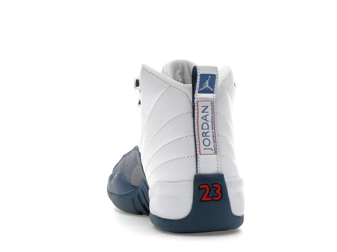 Детские кроссовки Lifestyle с принтом Jordan 12 Retro Jordan, White/French Blue/Metallic Silver/Varsity Red — фото 4