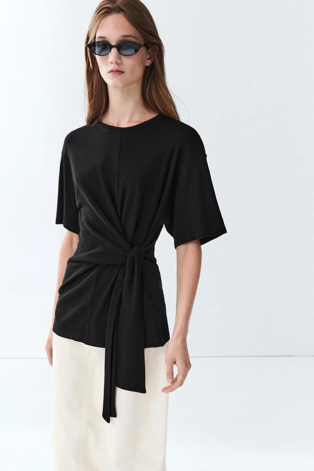 Футболка Massimo Dutti Short Sleeve With Tie Detail, черный