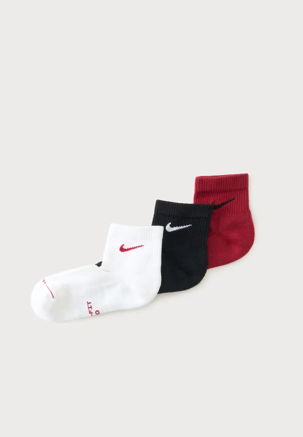 Универсальный набор из 3 спортивных носков Nike Performance, White/Black/Red