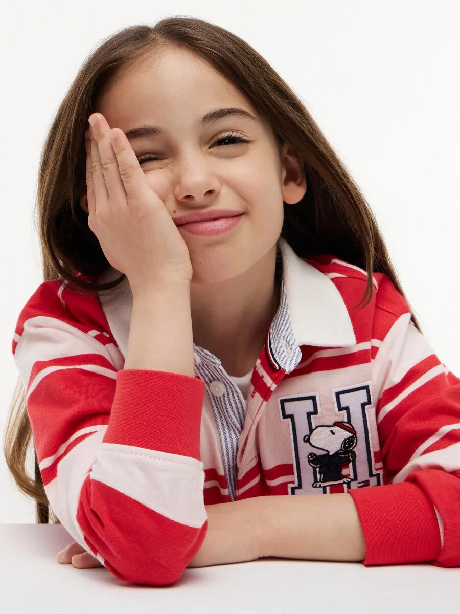 Футболка TOMMY HILFIGER 'PEANUTS' красного и пастельно-красного цвета — фото 3