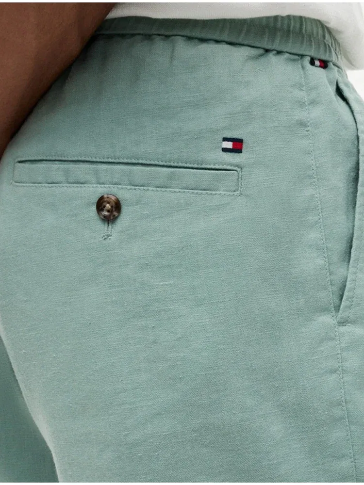 Шорты с заниженной посадкой Dover Fit из льняной смеси TOMMY HILFIGER, Green — фото 3