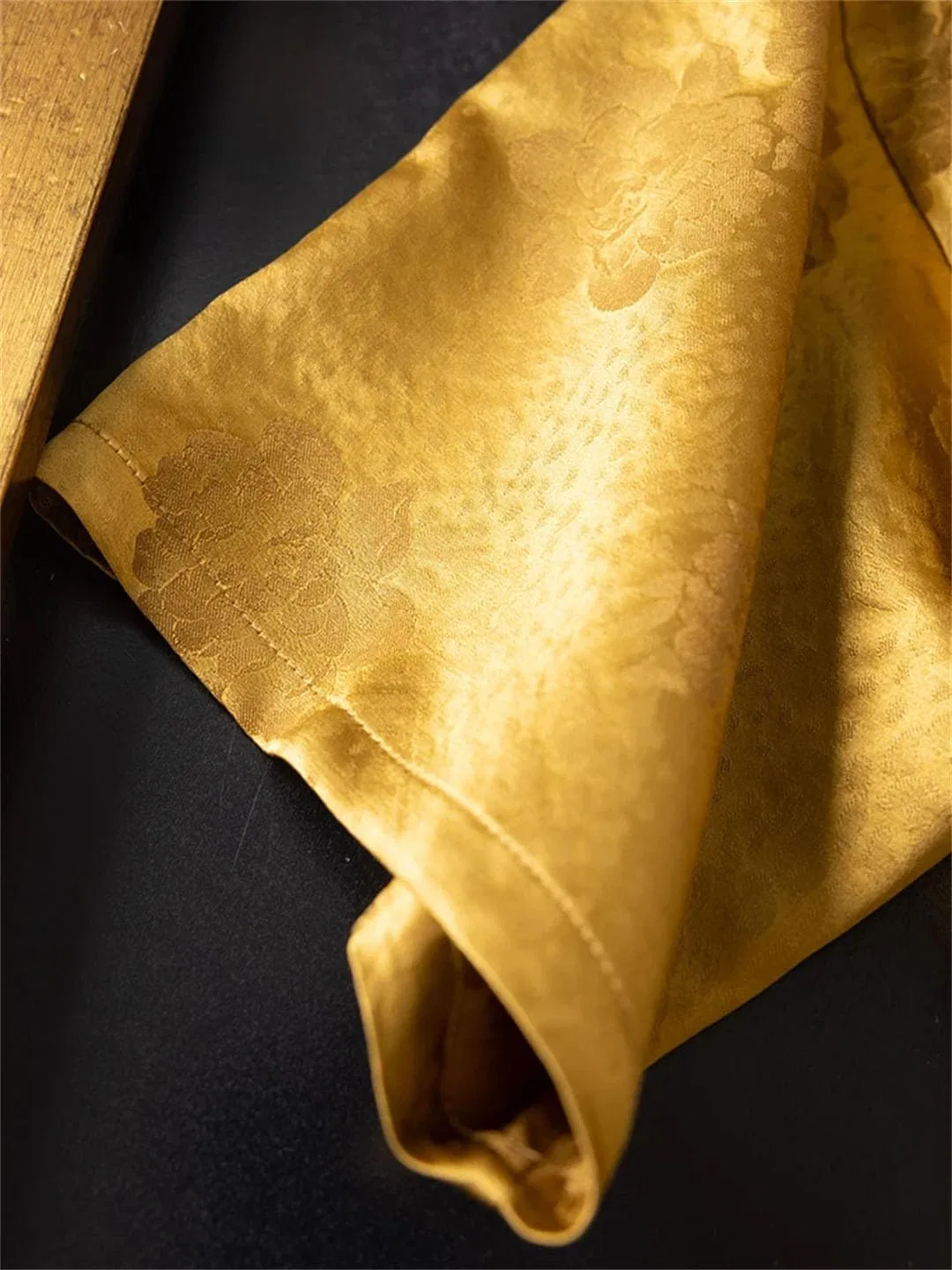 Женская футболка с рукавами-кимоно O-Neck, Golden — фото 4