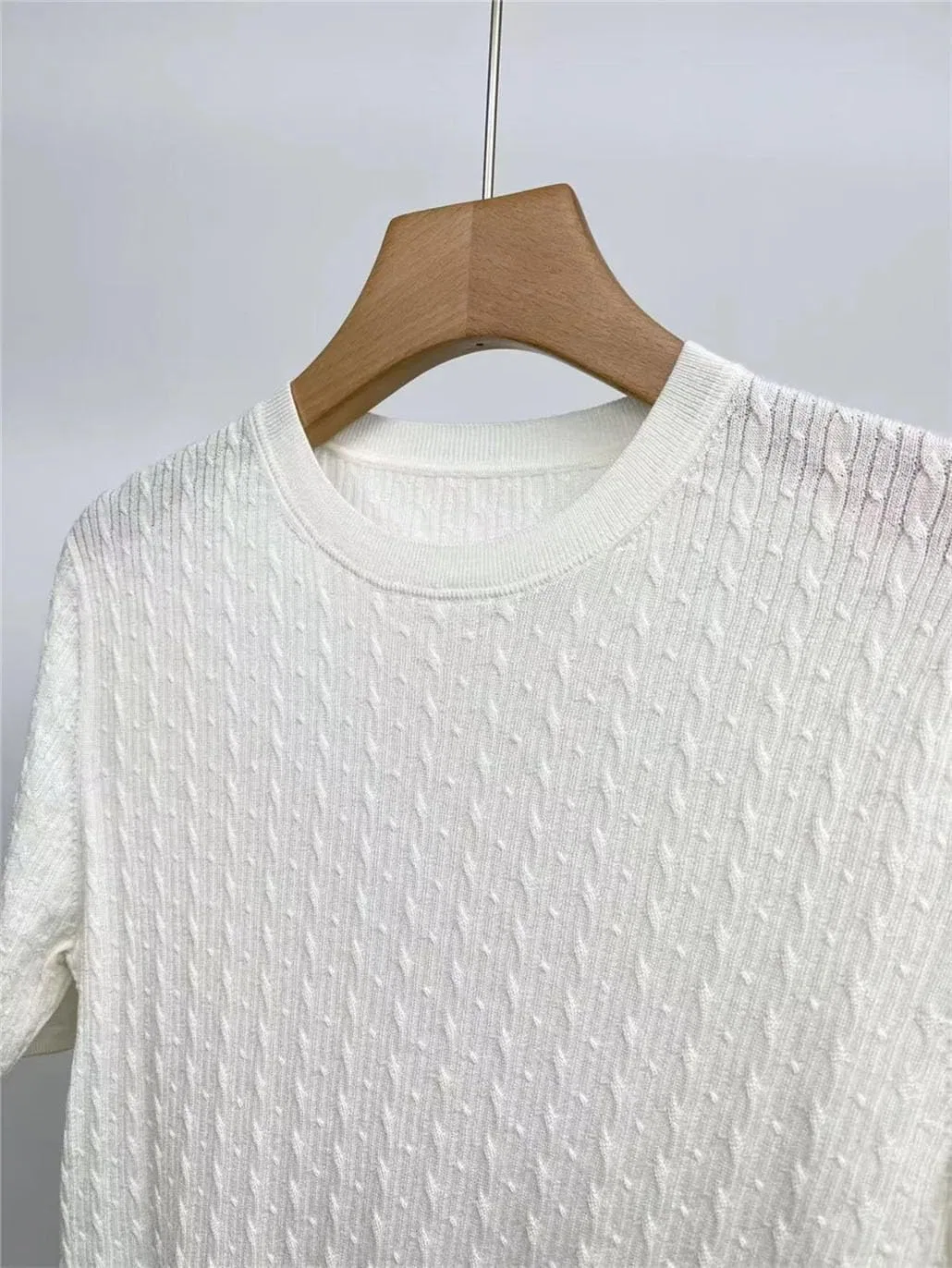 Женская футболка с закрученным низом, Casual, Pnnrk — фото 2