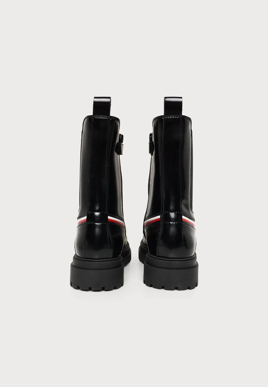 Ботинки TOMMY HILFIGER 'KESSY' черного цвета — фото 3