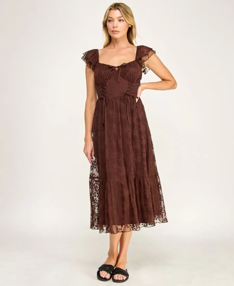 Платье-миди с длинным рукавом и кружевной отделкой, модель Sweetheart-Neck Flutter-Sleeve Lace Midi ROW A, Chicoffee — фото 3