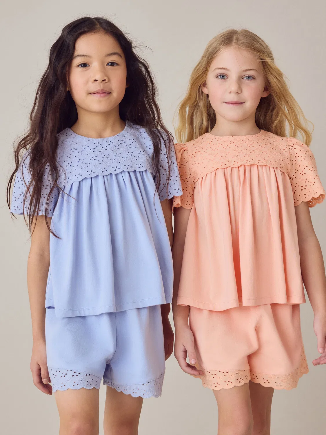 Комплект из топа и шорт с кружевом Broderie Anglaise Laura Ashley, голубой — фото 2