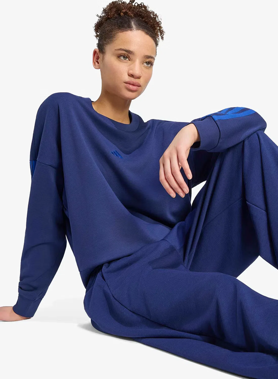 Брюки-бочонок на шнурке Essentials Contemporary French Terry Adidas, темно-синий — фото 3