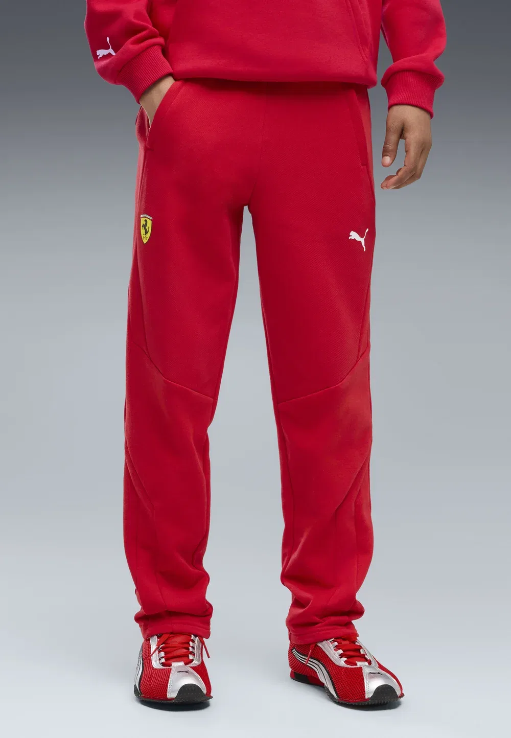 Спортивные штаны Ferrari для тренировок (унисекс) Puma, Rosso Corsa — фото 2