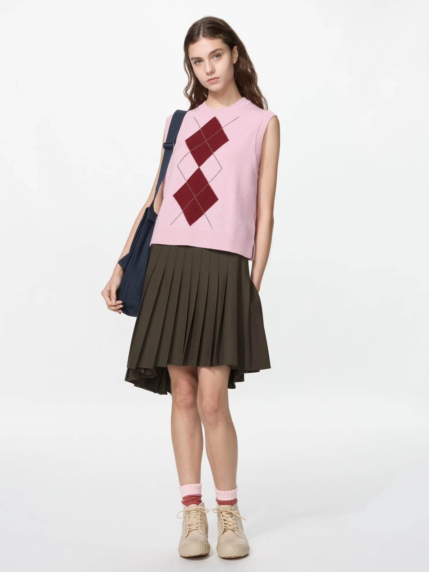 Жилет Uniqlo and JW Anderson Wool Cashmere Crew Neck, 11 розовый — фото 2