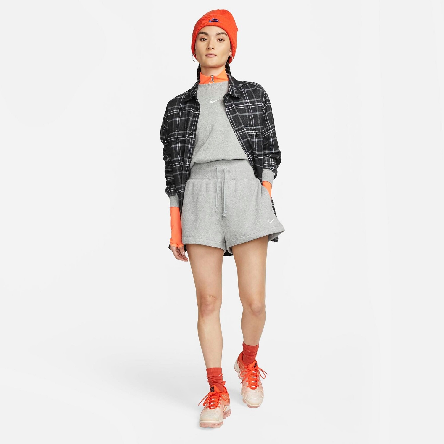 Женские флисовые шорты с высокой посадкой Nike Sportswear Phoenix, серый — фото 3