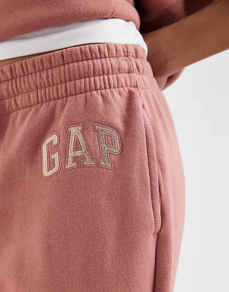 Спортивные брюки GAP Everyday с манжетами и логотипом, лососево-розовый — фото 2