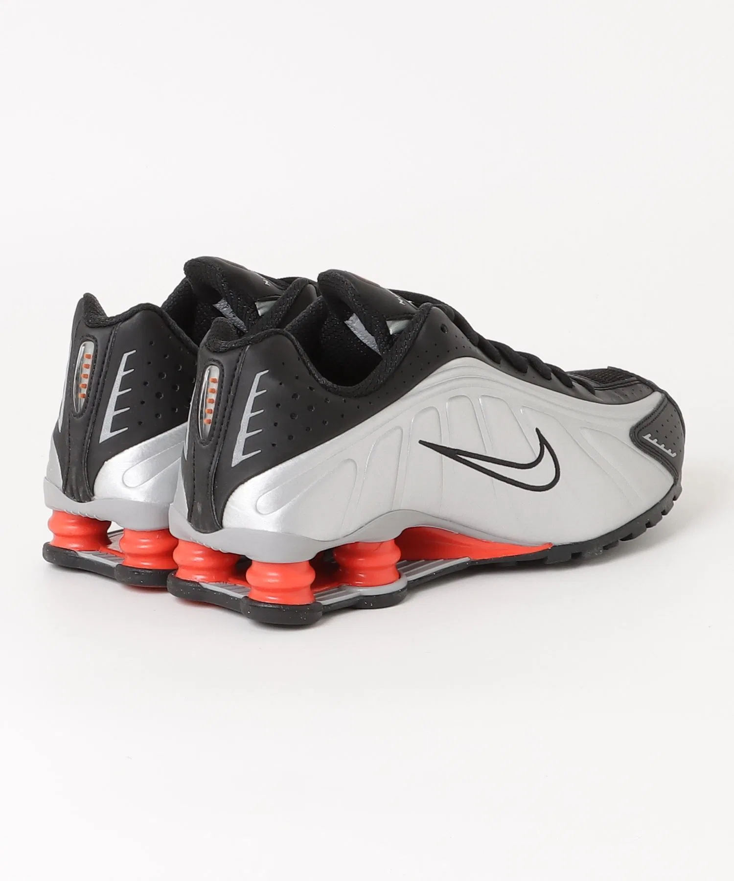 Мужские кроссовки NIKE SHOX R4 — фото 2