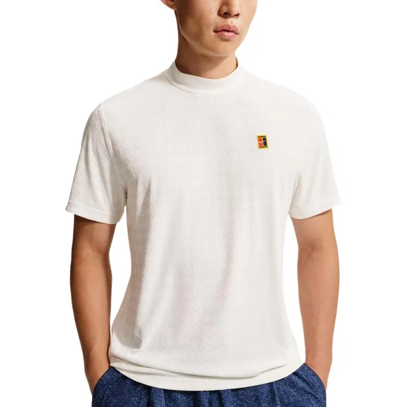 Мужская футболка Nike Club Milk White