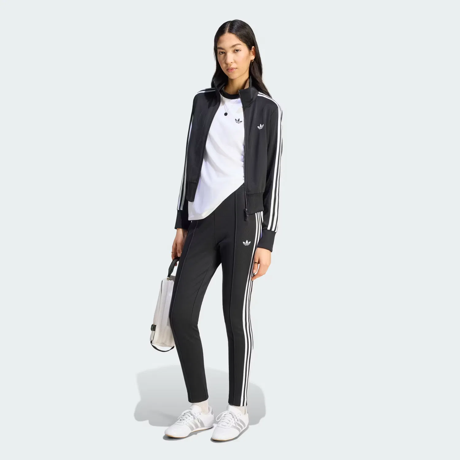 Женская спортивная куртка приталенная Firebird Classic Adidas Originals, черный/белый — фото 4
