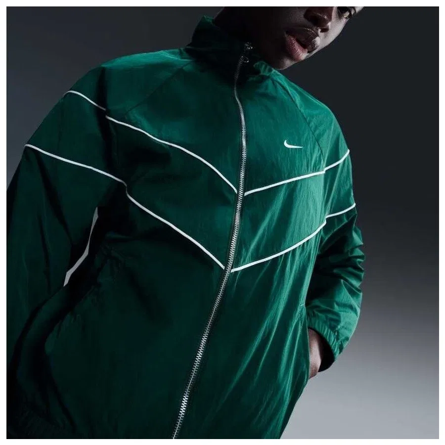 Женская спортивная куртка Windrunner с UV-защитой, Nike, Зеленый — фото 4