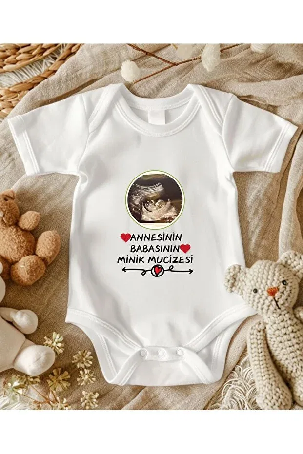 Детское боди для новорожденных с принтом Your Mother's And Father's Little Miracle Lupi, Crazy Bordo
