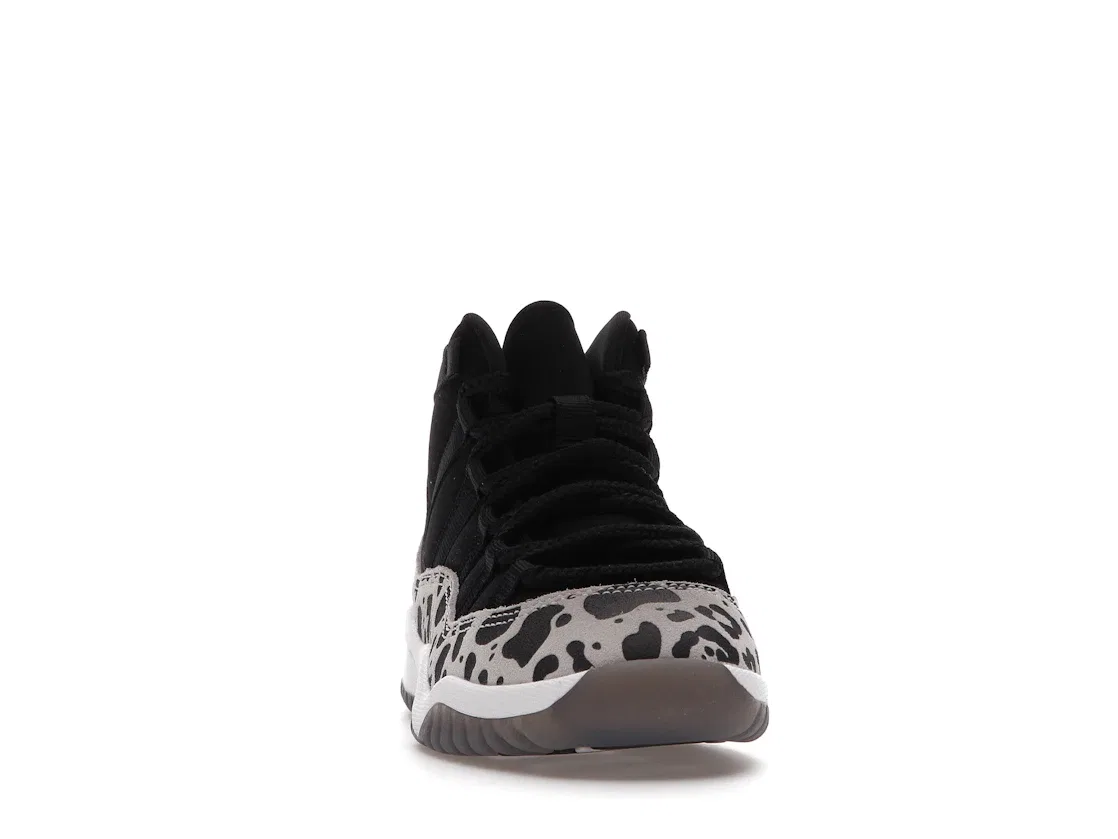 Детские кроссовки с принтом Jordan 11 Retro Animal Instinct Jordan, Black/Red-Sail-White — фото 2