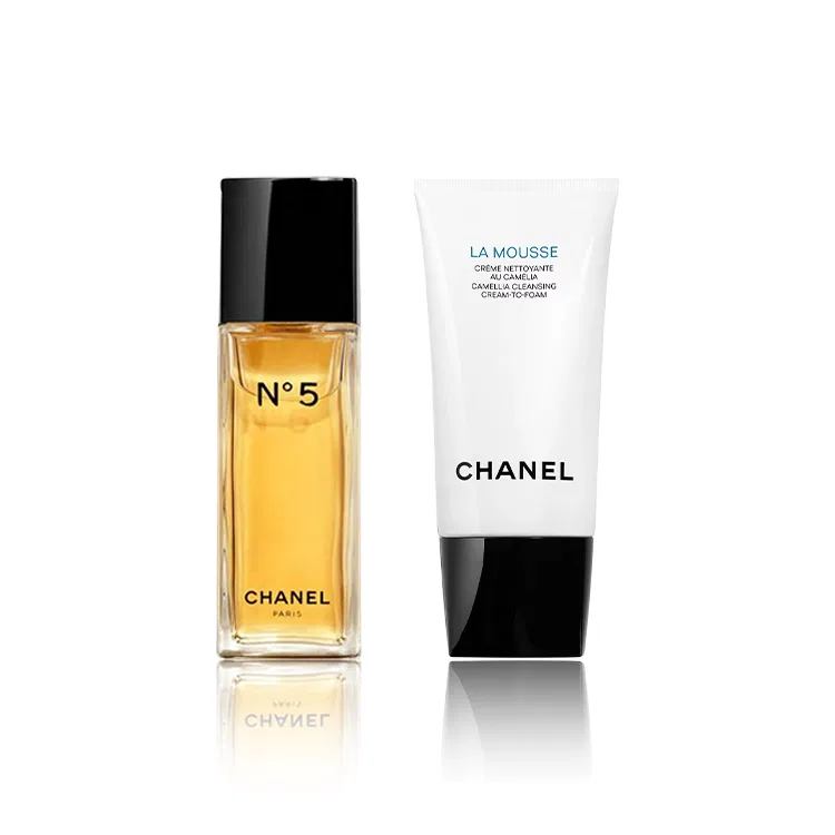 Набор парфюмерной воды и очищающего средства CHANEL, 50 мл + 150 мл, N5, Camellia Cleanser