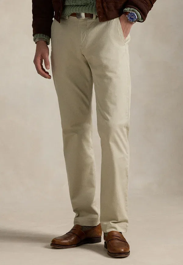 Брюки из хлопка с эластаном Bedford stretch straight fit chino pant Polo Ralph Lauren, Classic Stone
