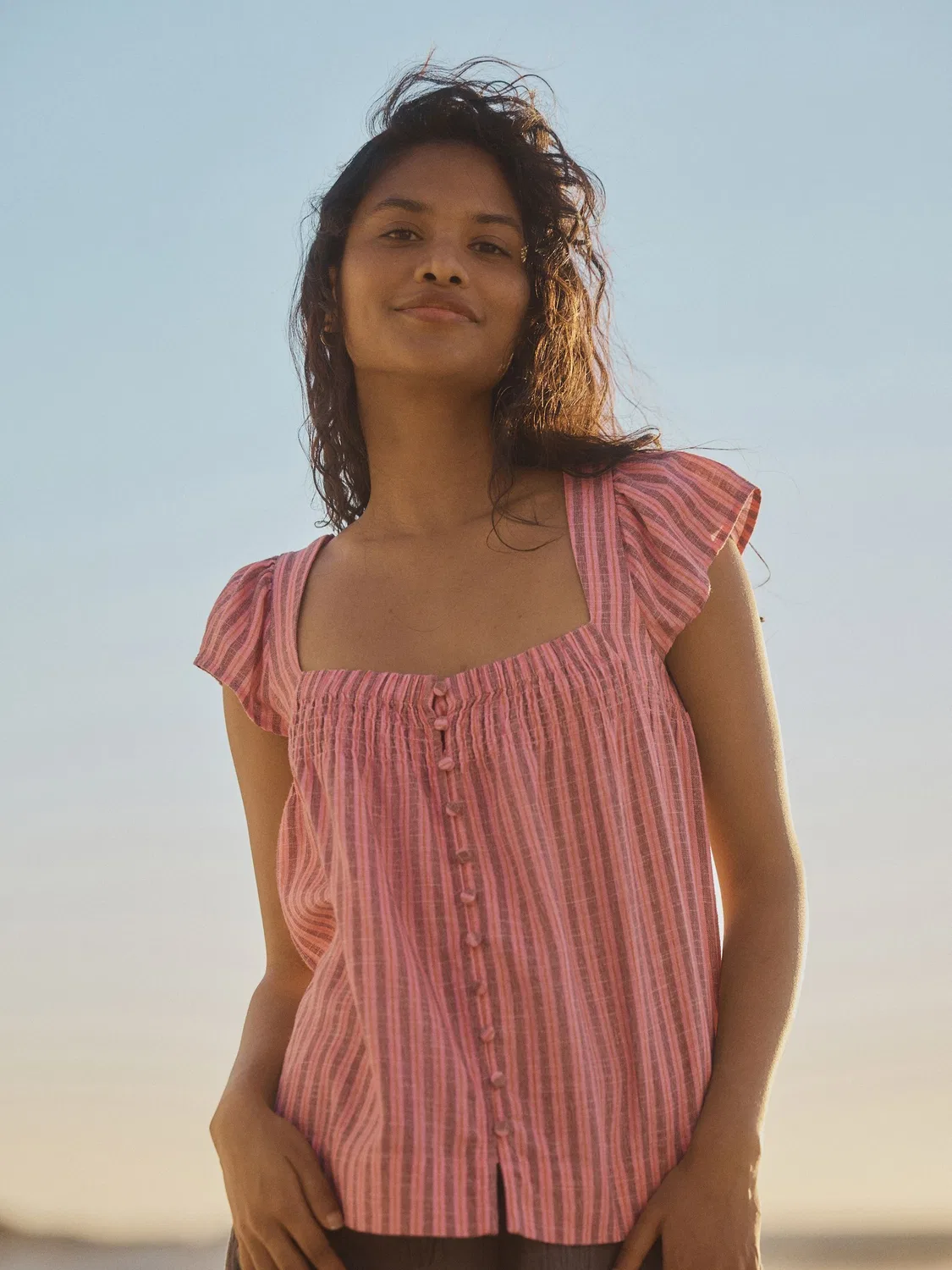 Топ с воланами, модель Pink Stripe Flutter Sleeve Button Front Next, Розовый в полоску