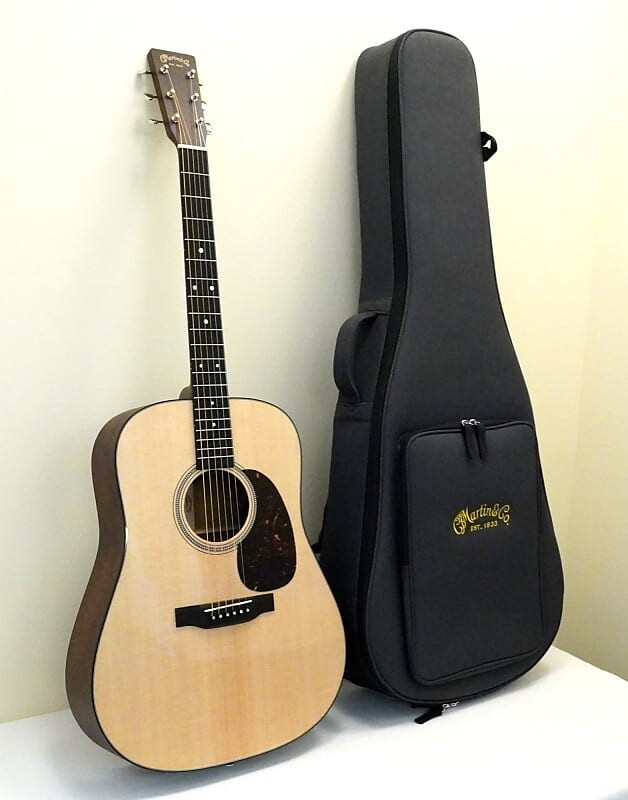 

Гитара-дредноут Martin D-16E Mahogany Back 16 Series с футляром D-16E-02