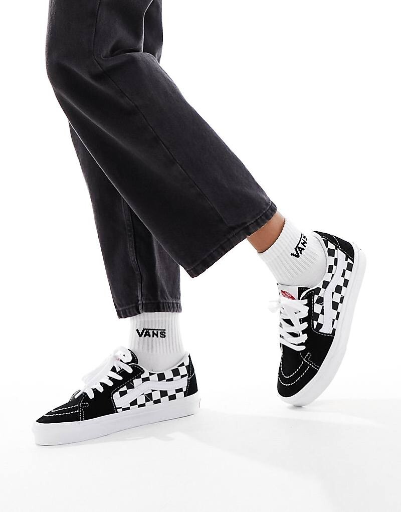 

Черные низкие кеды Vans – SK8 – с шахматным узором