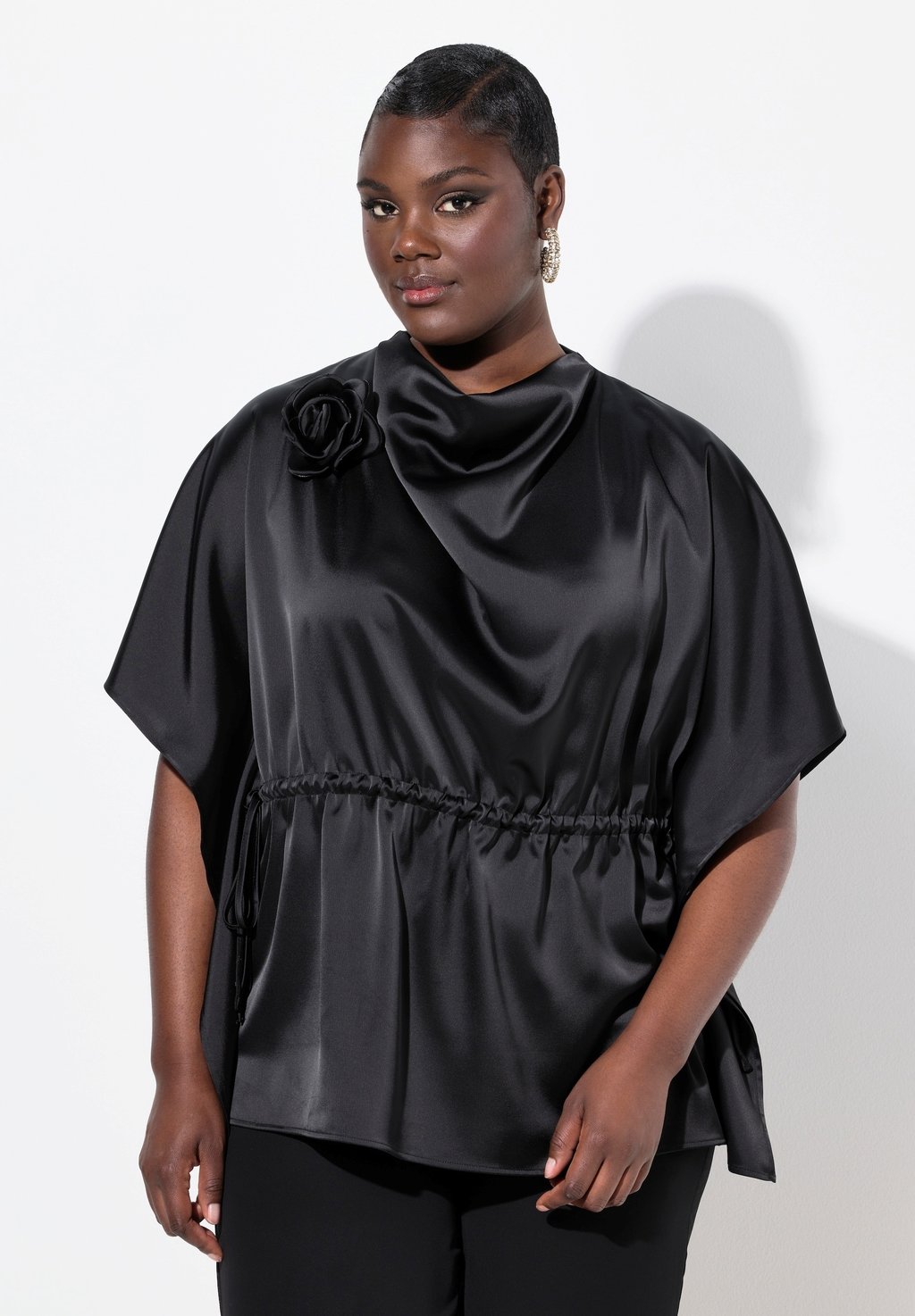 

Блуза DRAPED Ulla Popken, черный