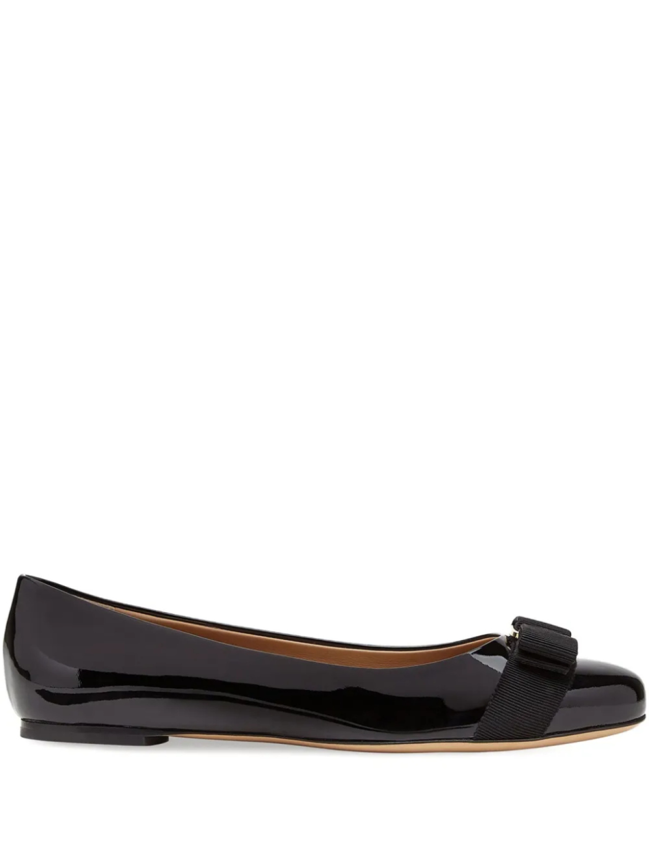 Балетки Varina из лака Ferragamo, черный