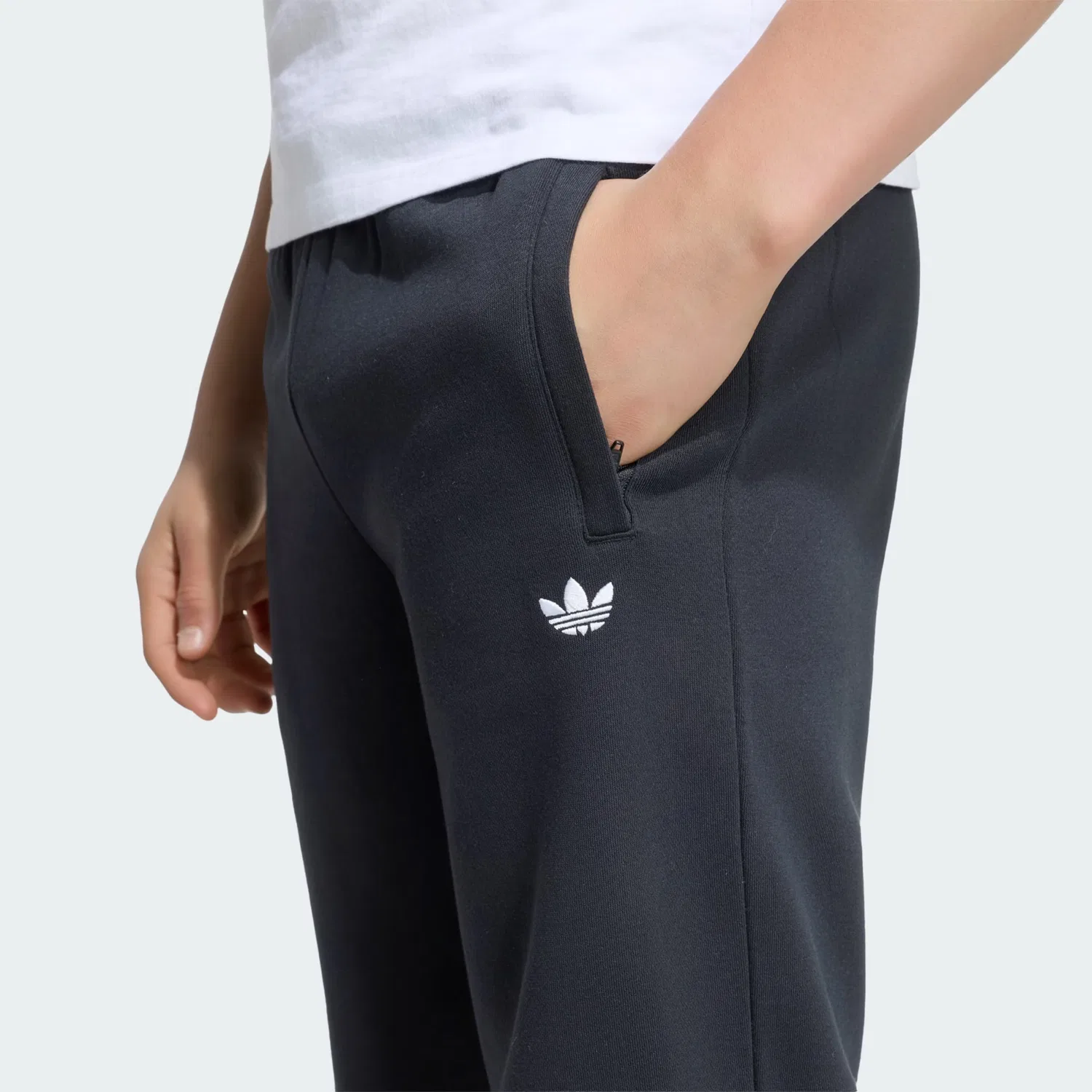 Брюки Adidas Originals свободного кроя Trefoil черного цвета — фото 4