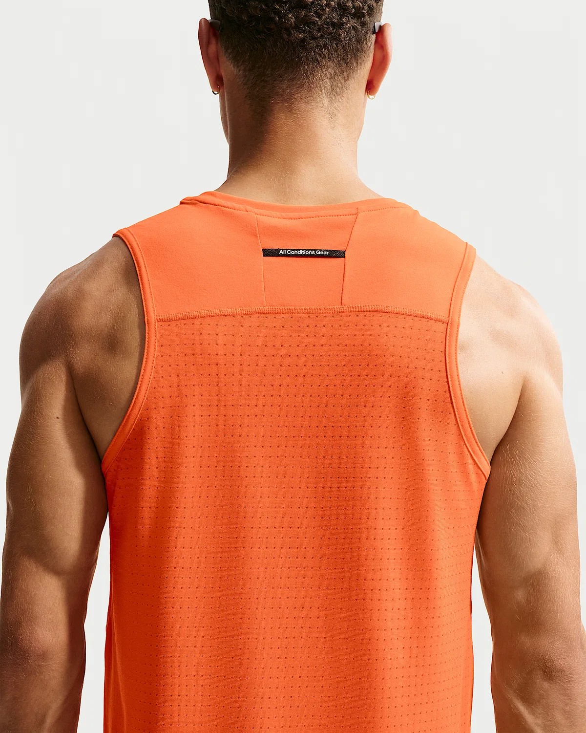 Мужской топ Nike ACG "Solar Chase" Dri-FIT ADV, Safety Orange/Safety Orange/Summit White — фото 2