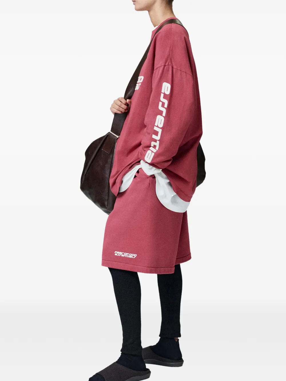 Лонгслив с логотипом в стиле 90-х Fear Of God Essentials, красный — фото 3