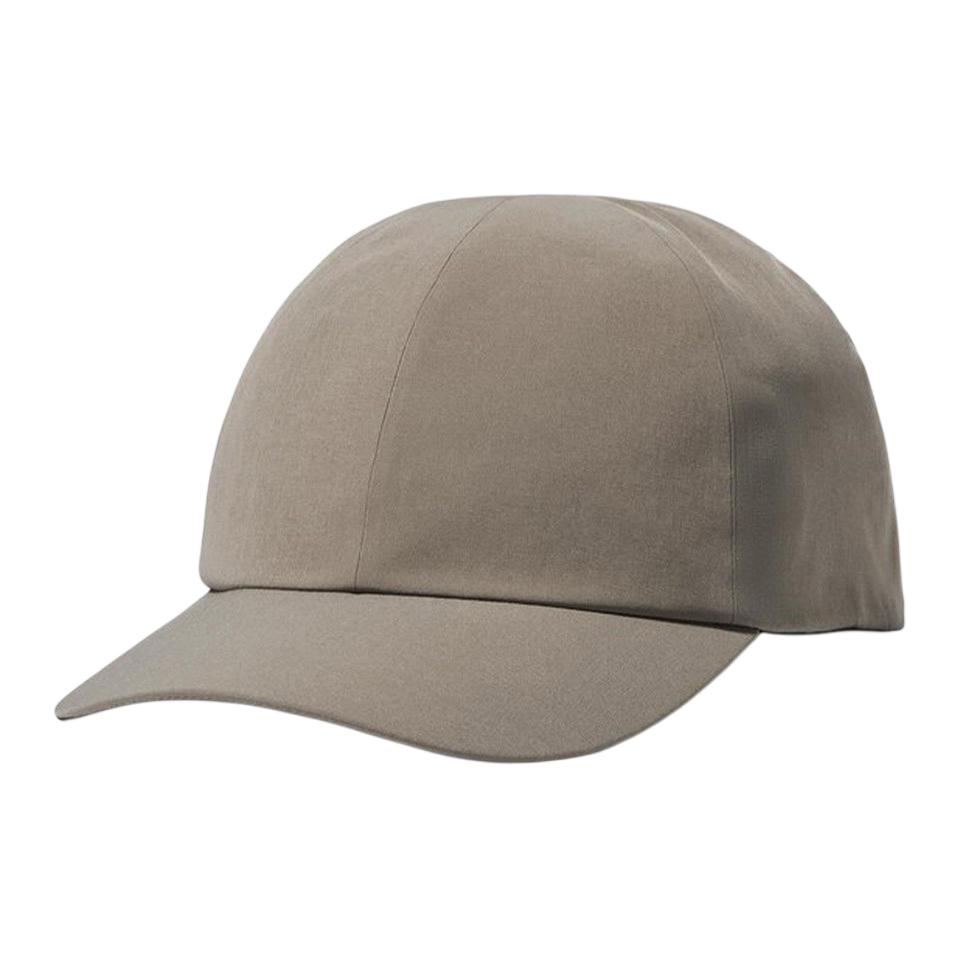 

UNIQLO Бейсболка унисекс из полиэстера и эластана, цвет черный/умбра