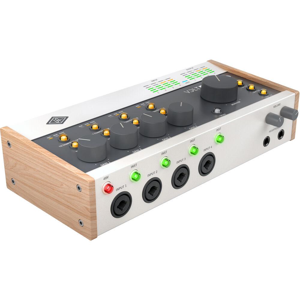 

Портативный USB-аудио/MIDI-интерфейс Universal Audio Volt 476P 4x4 с четырьмя микрофонными предусилителями и встроенным компрессором