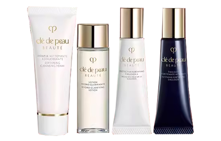 Наборы пробников Clé De Peau Beauté: очищающее средство, 20 мл + эссенция увлажняющая, 30 мл + дневной лосьон, 12 мл + лосьон, 12 мл — фото 3