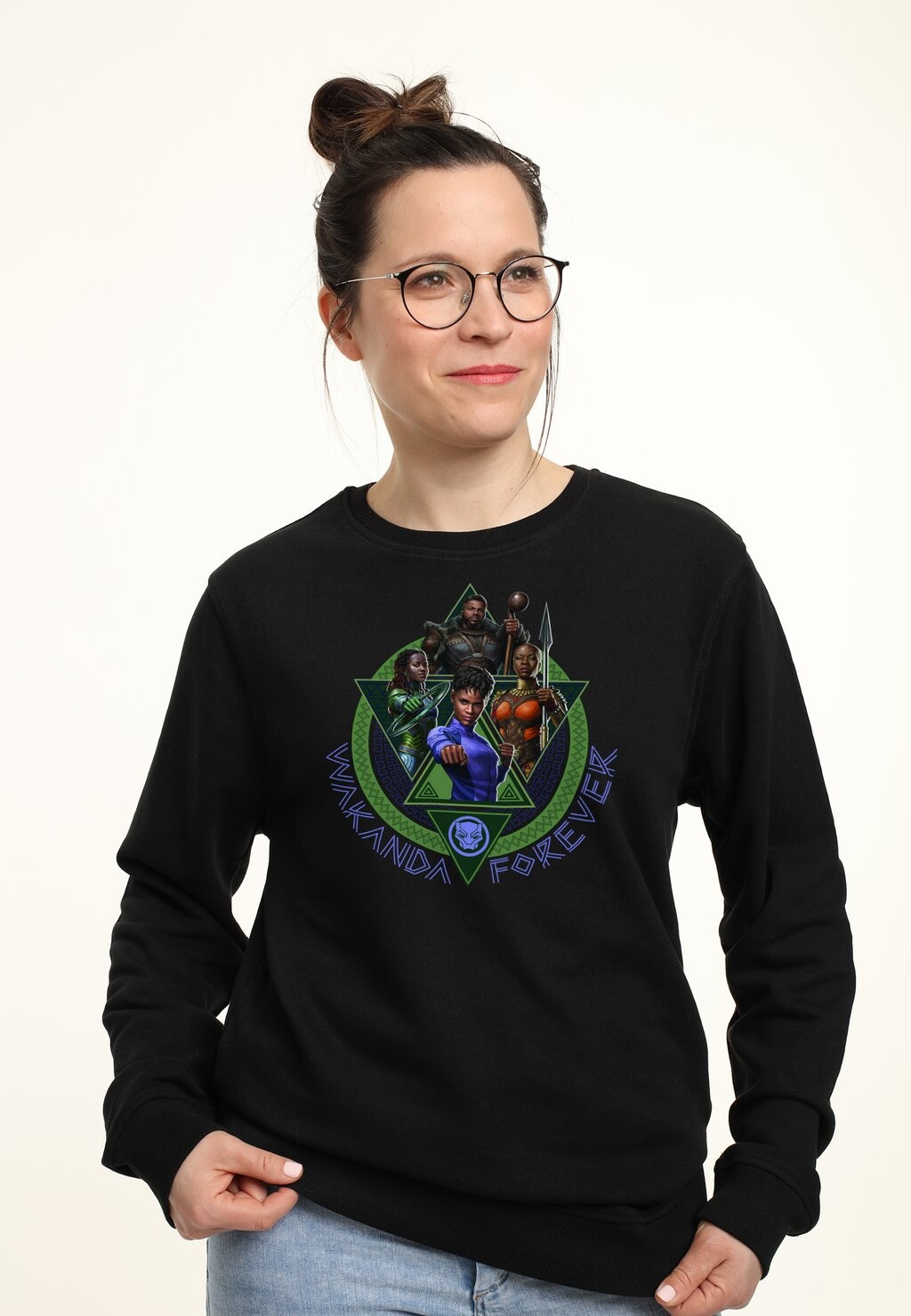 

Толстовка MARVEL BLACK PANTHER: WAKANDA FOREVER WAKANDA FOREVER SQUAD Marvel, черный