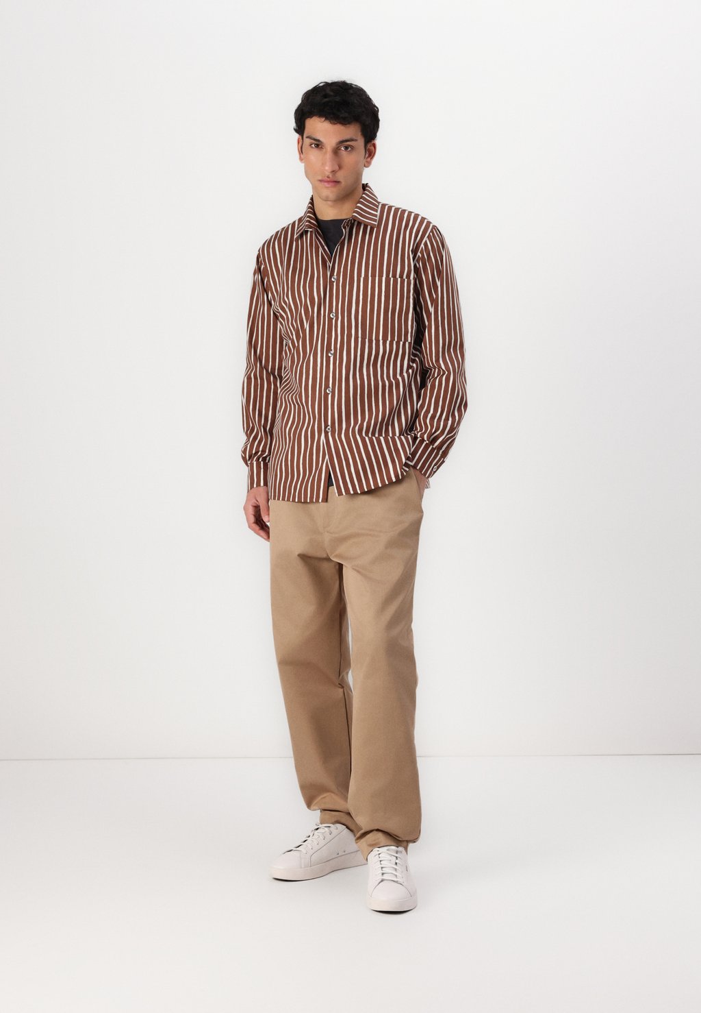 

Блузка на пуговицах JOKAPOIKA UNISEX Marimekko, молочный