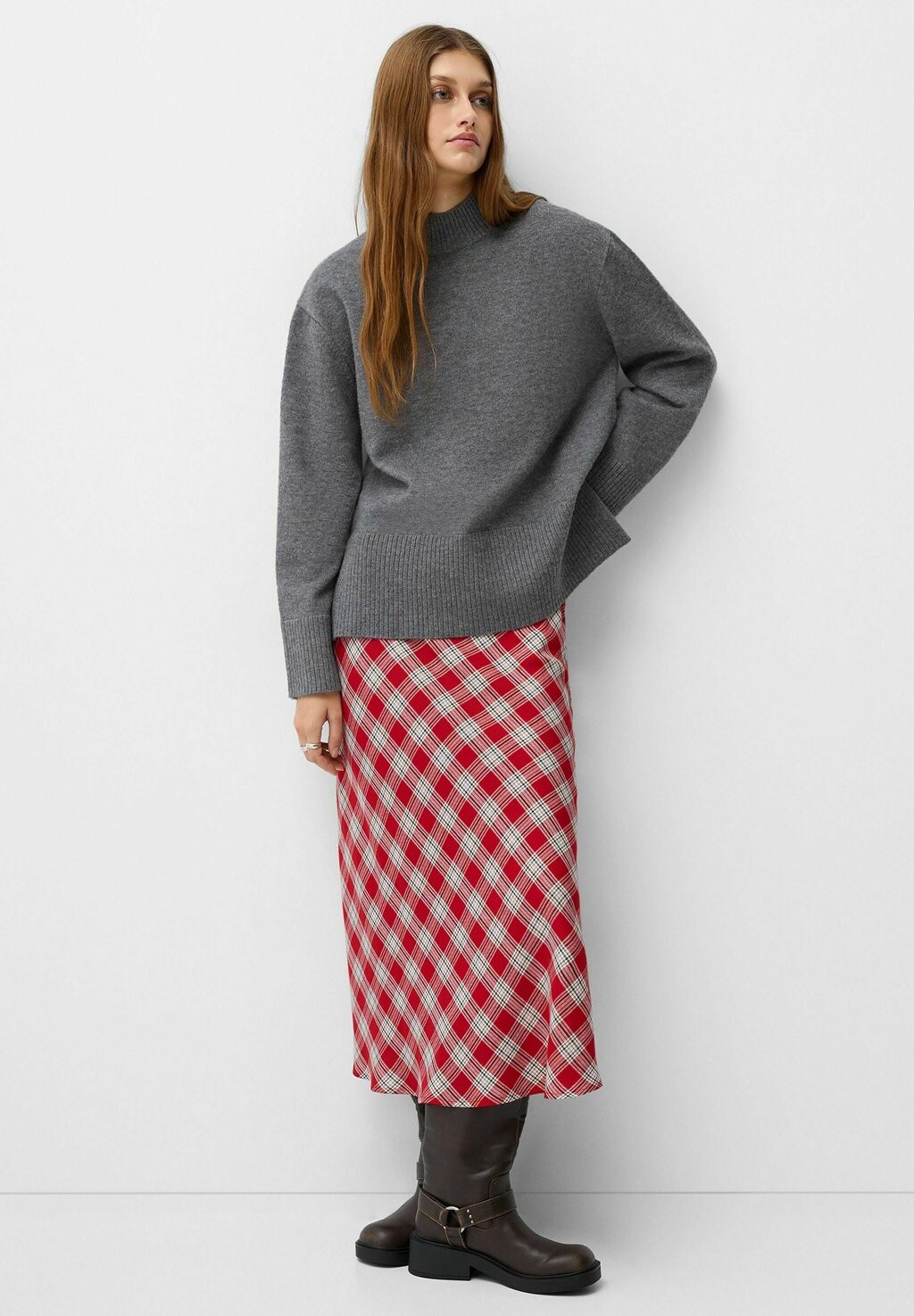 

Джемпер HIGH NECK Bershka, темно-серый
