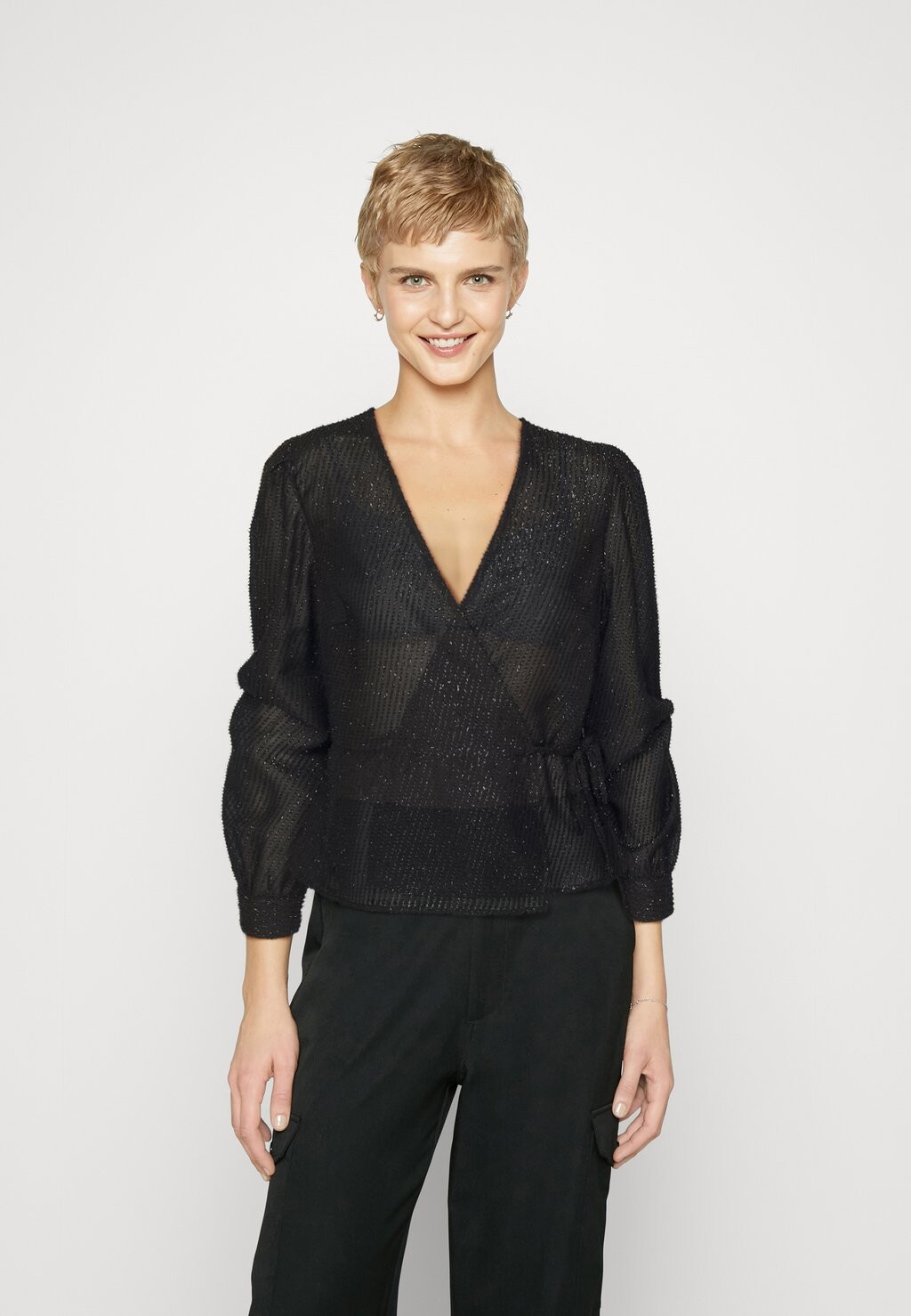 

Блузка ONLY ONLZOE GLITTER WRAP, черный