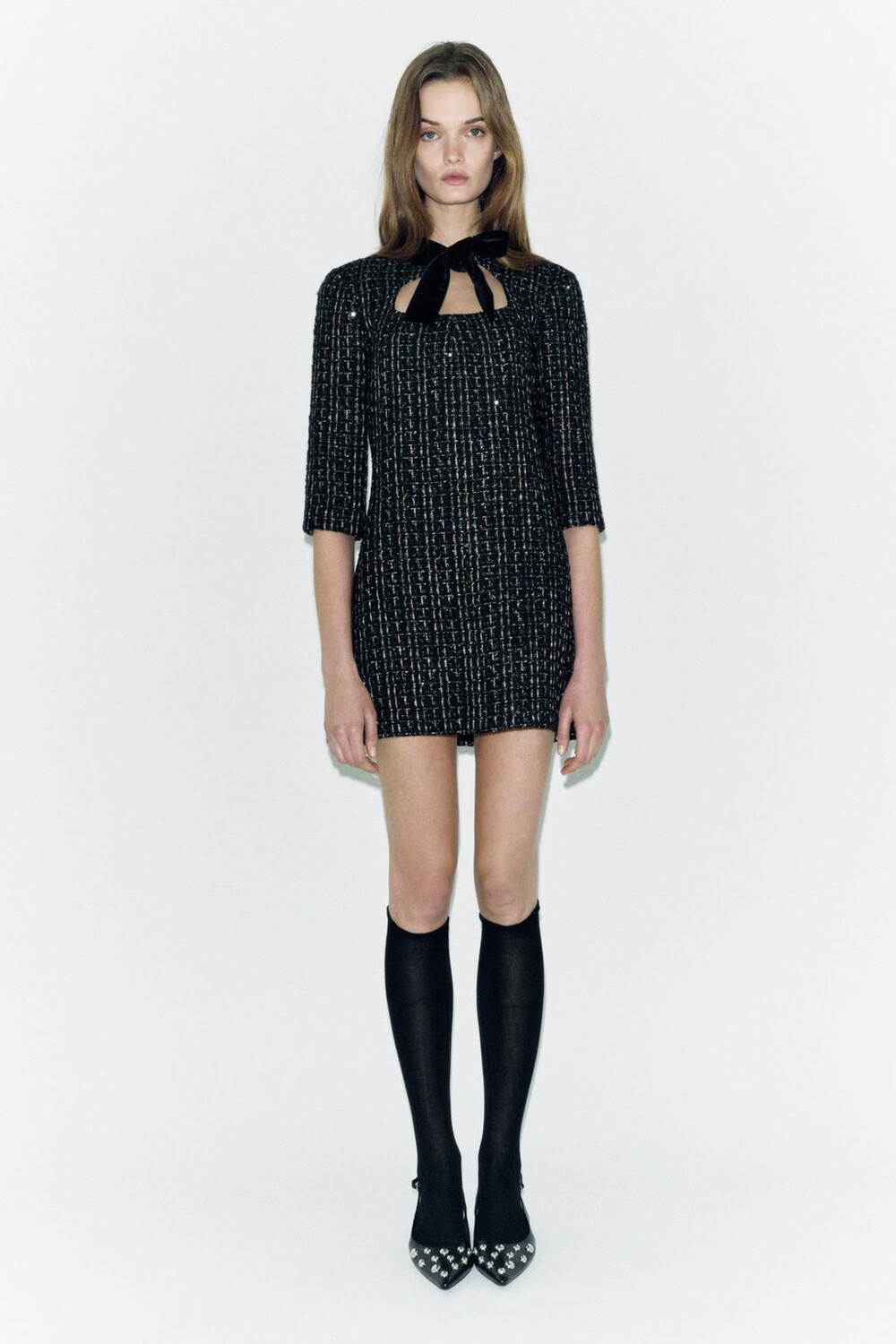 

Платье с бантом из бархата коллекция zw ZARA, черный