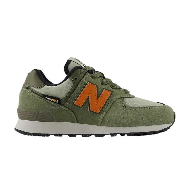 

Кроссовки New Balance 574 Little Kid Dark Olivine Infield Clay, зеленый