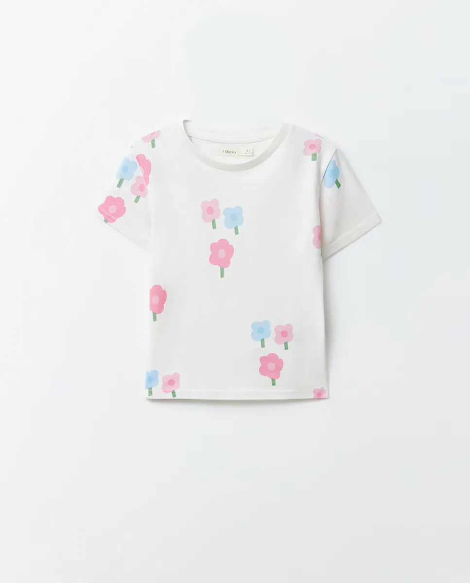

Футболка с цветочным принтом Sfera, цвет Crudo