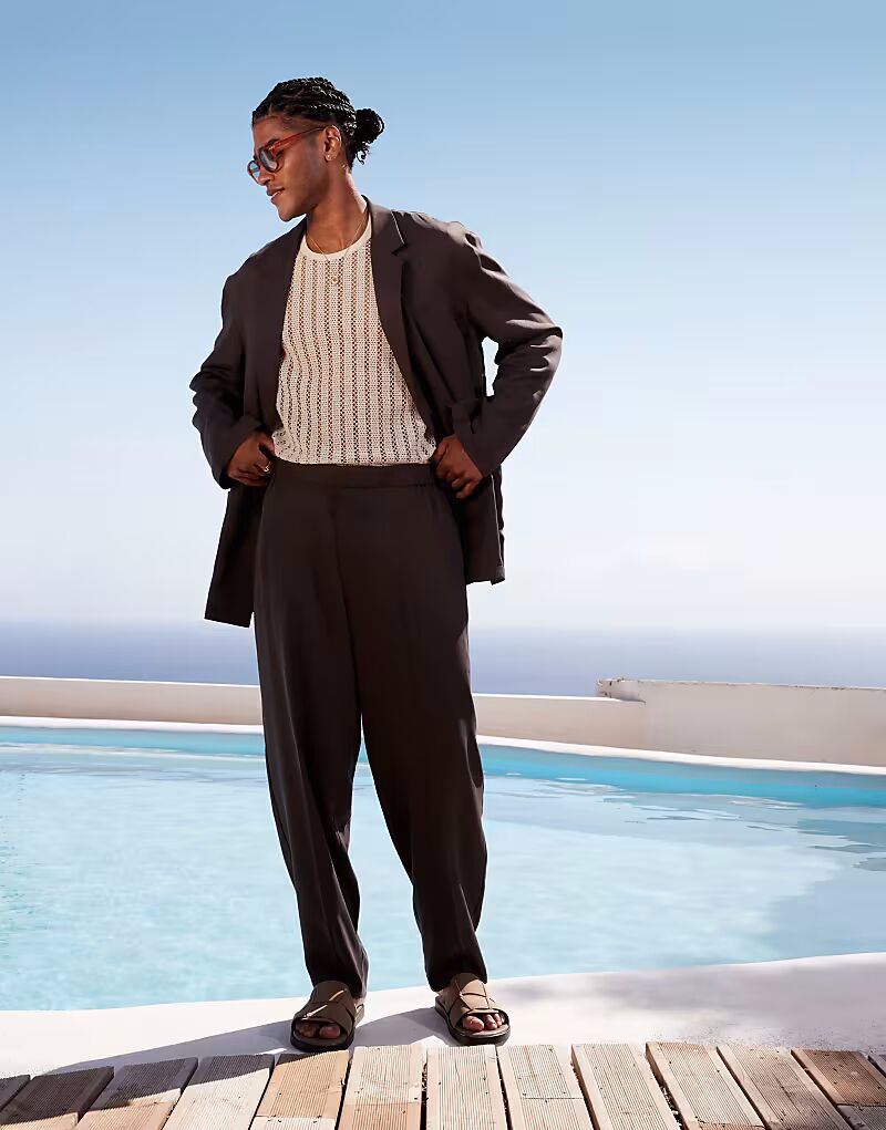 

Зауженные книзу облегающие брюки серого цвета Asos Design