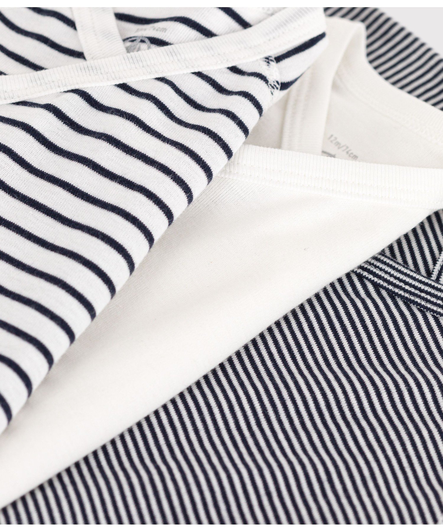 Комплект из трех предметов: боди с коротким рукавом и принтом «Мариньер» PETIT BATEAU, Color 1 — фото 3