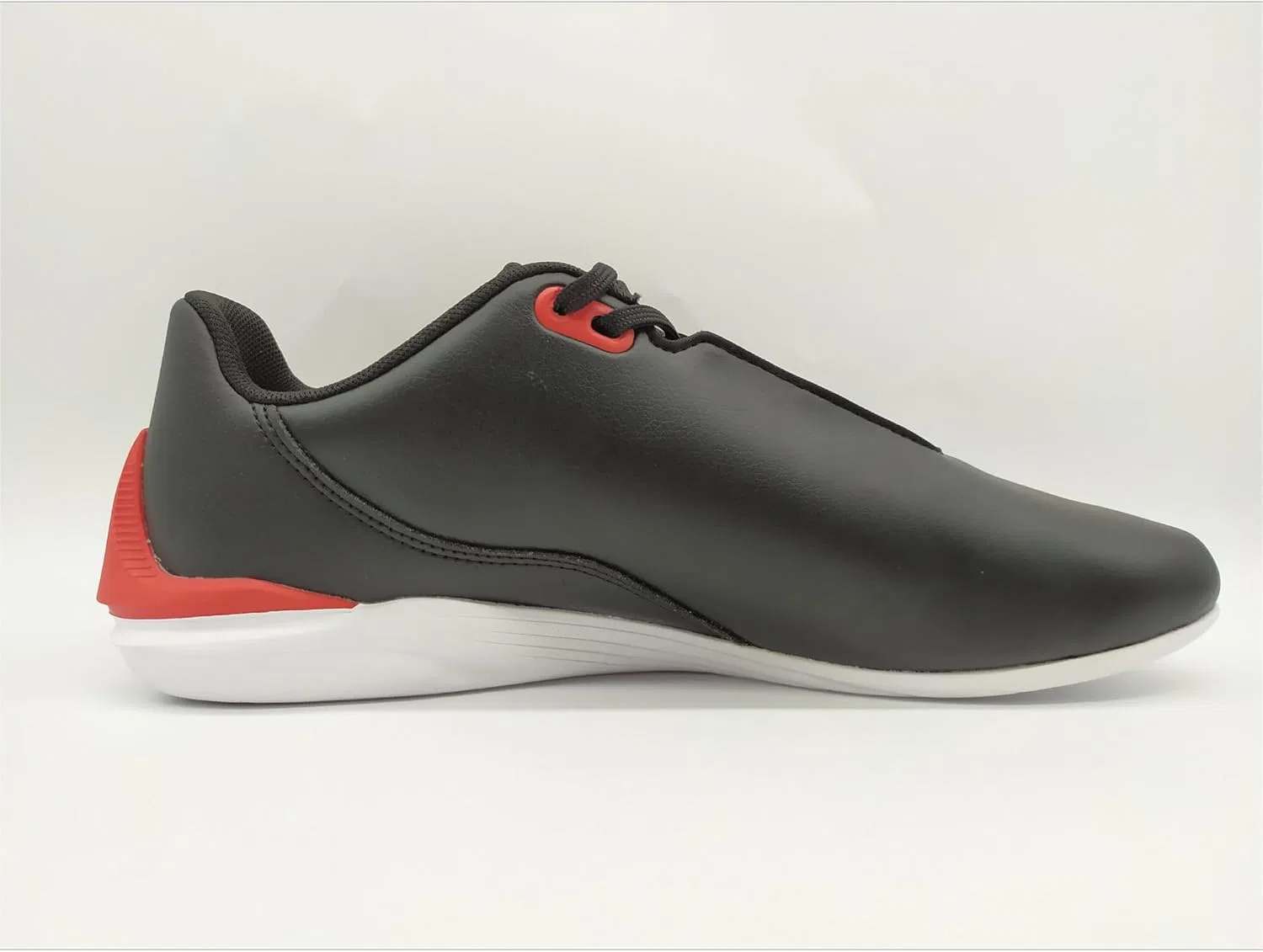 Мужские кроссовки PUMA Ferrari Drift Cat Decima, Puma Black Rosso Corsa Puma Black — фото 2