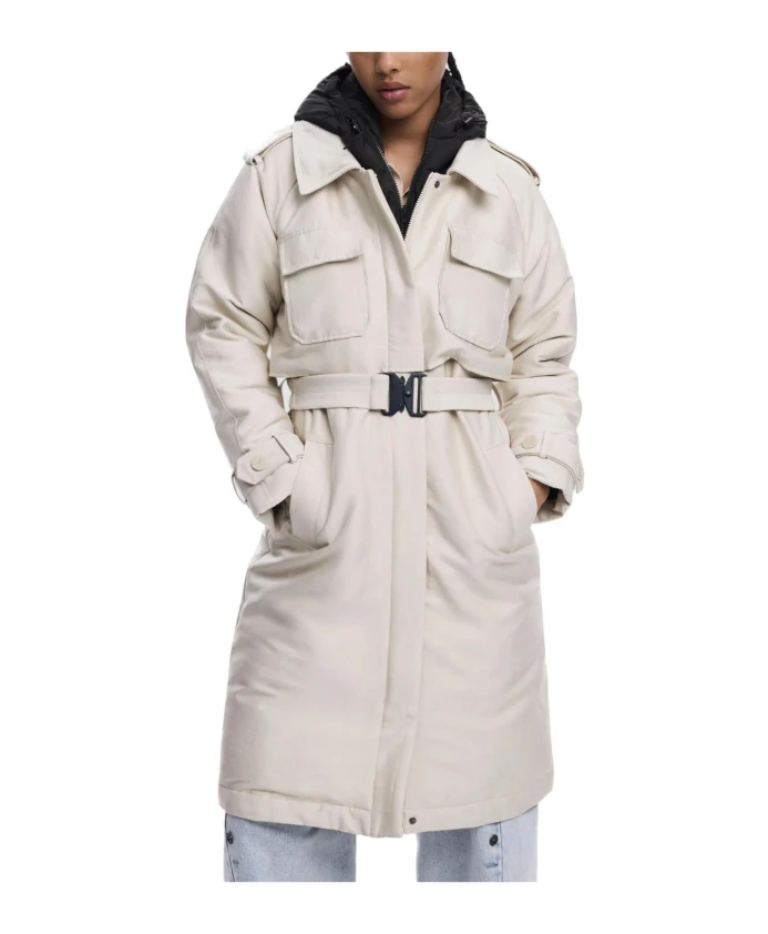 

Классический пиджак с круглым воротником, поясом и передними карманами. Desigual, бежевый