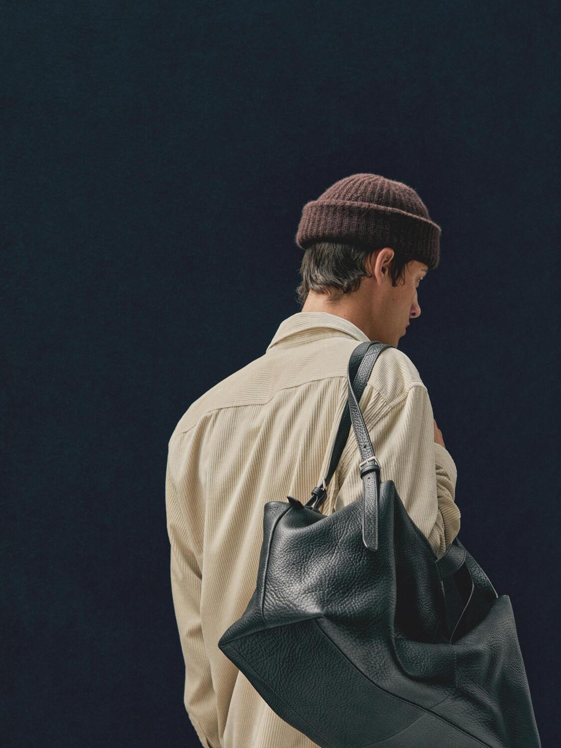 

Дорожная сумка из кожи наппа Massimo Dutti, черный