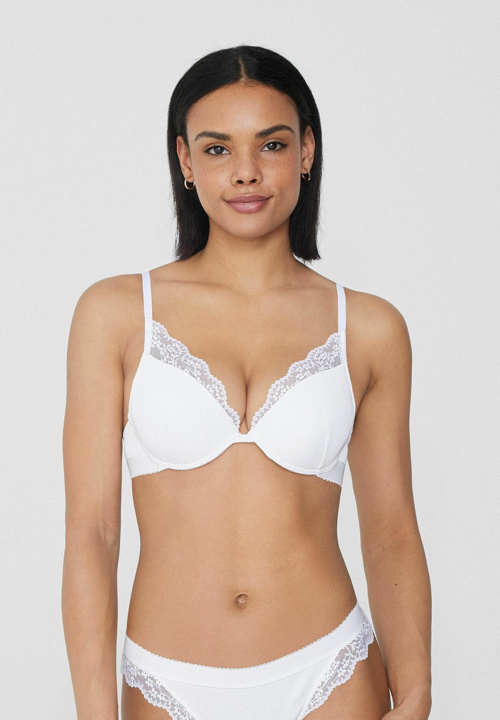 

Бюстгальтер на косточках RETREAT Tezenis, белый