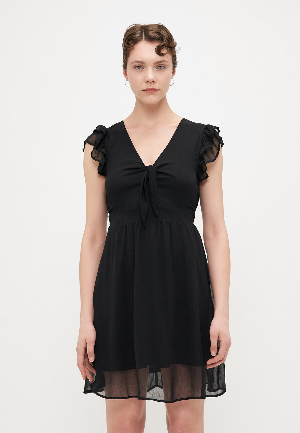 

Повседневное платье ONLASTA LIFE PEEKABOO DRESS ONLY Tall, черный