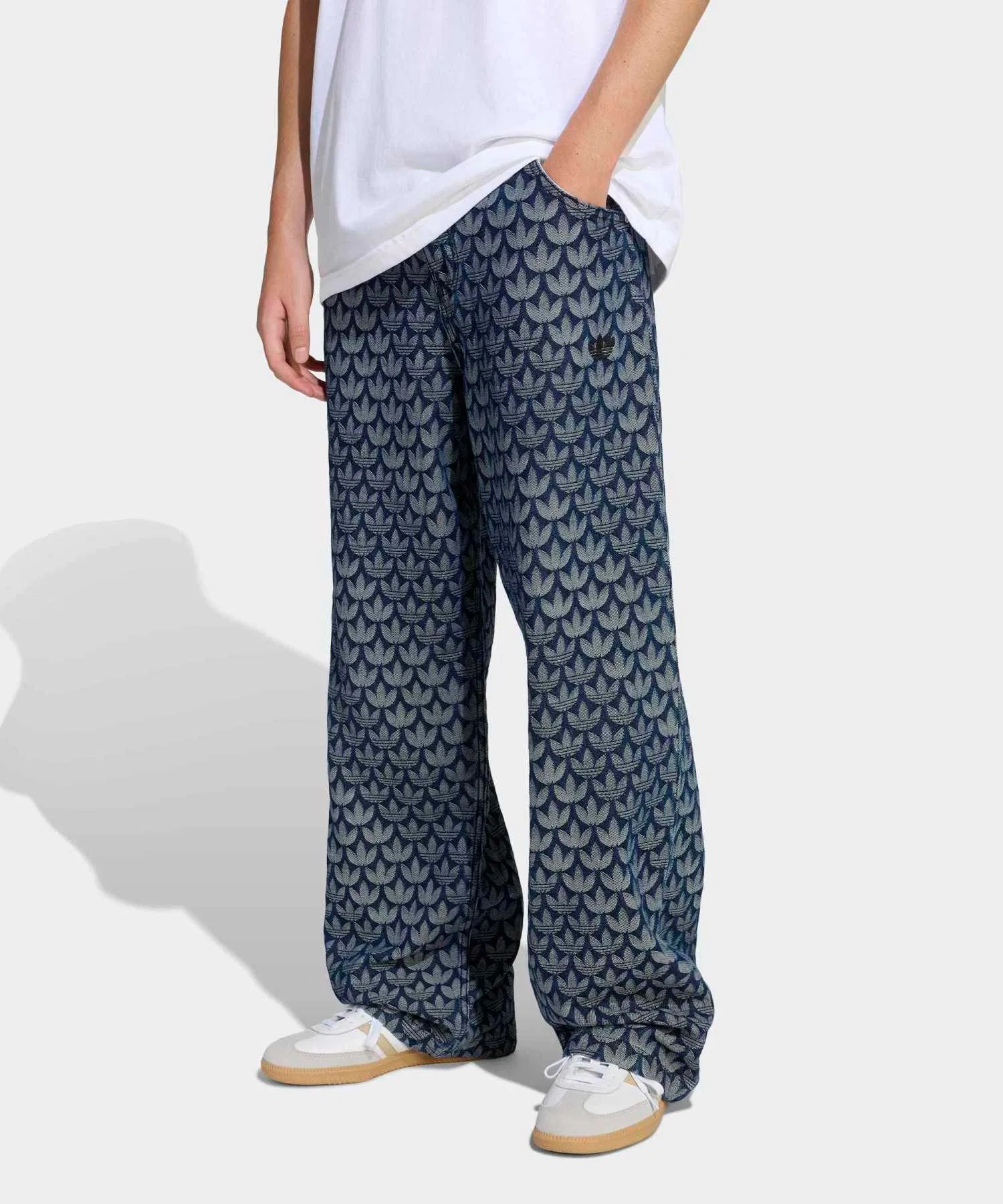 Свободные джинсовые брюки с монограммой / adidas Originals