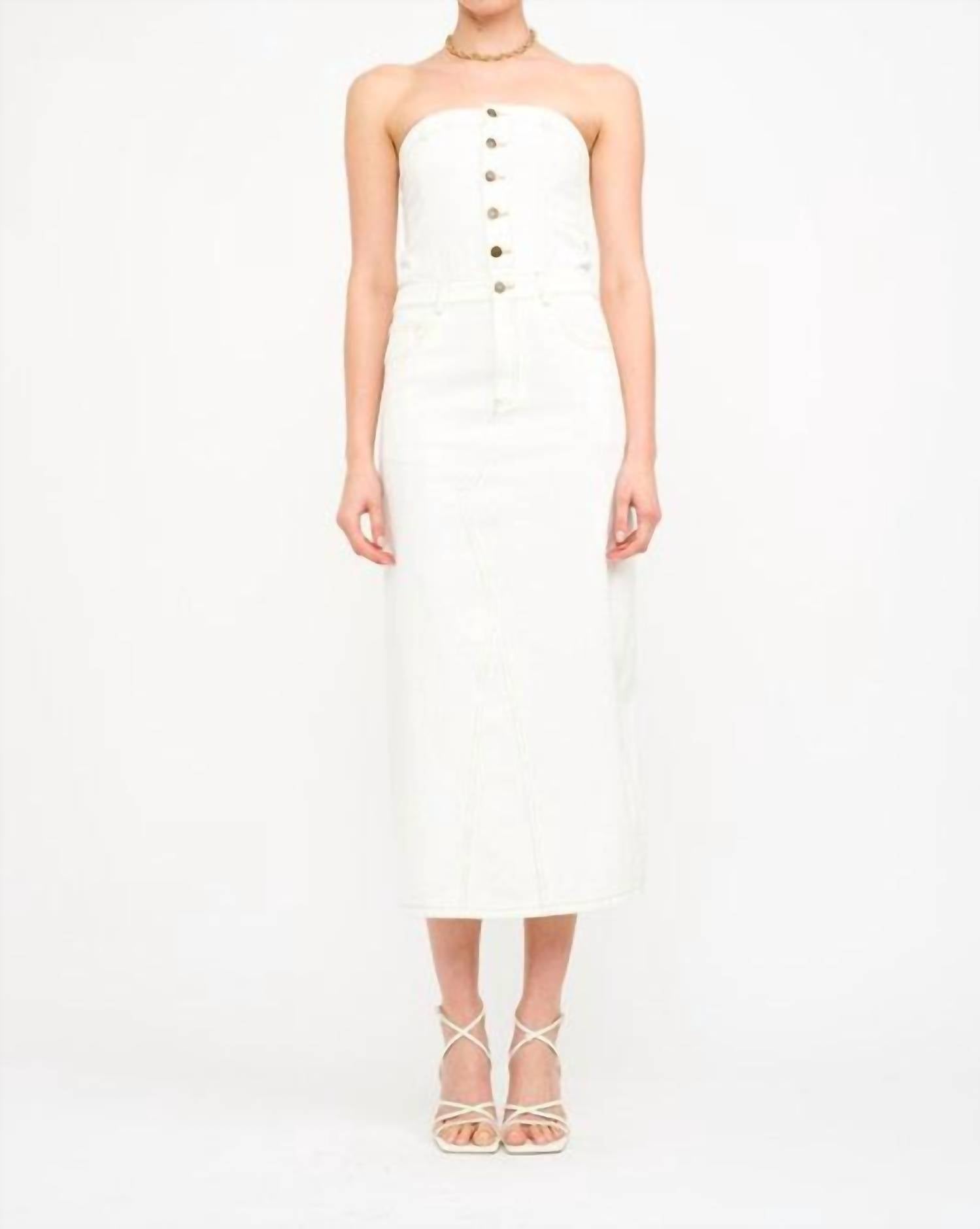 

Sofie the Label Джинсовое платье миди «Эллисон» кремового цвета